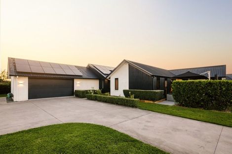 Photo of property in 7 Moemoea Place, Cambridge, 3434