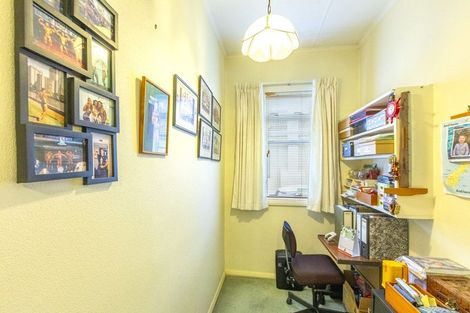 Photo of property in 30 Napier Road, Havelock North, 4130