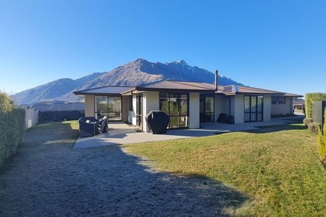 Photo of property in 3 Snowshill Lane, Lower Shotover, Queenstown, 9371