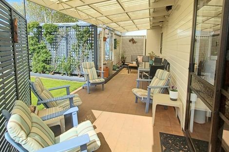 Photo of property in 10 Wera Street, Hawera, 4610