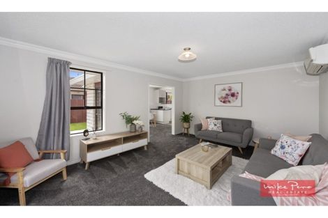 Photo of property in 1/34 Solomon Avenue, Redwood, Christchurch, 8051