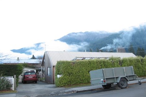 Photo of property in 1 Hobart Street, Queenstown, 9300