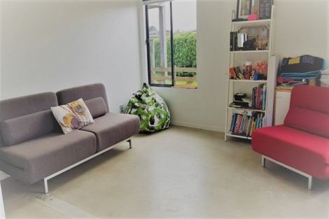 Photo of property in 17a Longbeach Drive, Castlecliff, Whanganui, 4501