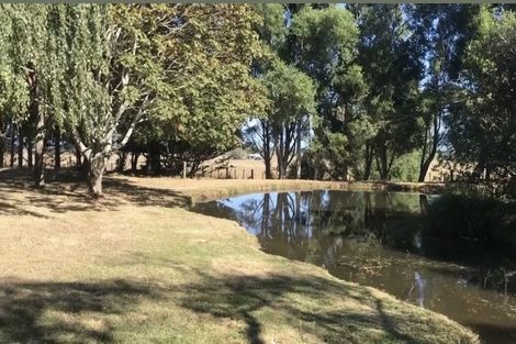 Photo of property in 729 Makerua Road, Tokomaru, Palmerston North, 4474