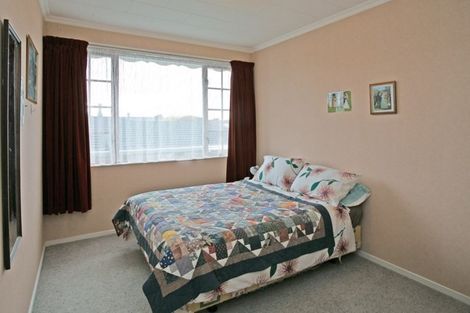 Photo of property in 24 Elm Crescent, Gladstone, Invercargill, 9810