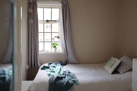 Photo of property in 5 Kinross Street, Kelburn, Wellington, 6012