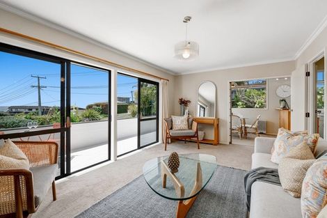 Photo of property in 1/9 Kowhai Road, Mairangi Bay, Auckland, 0630