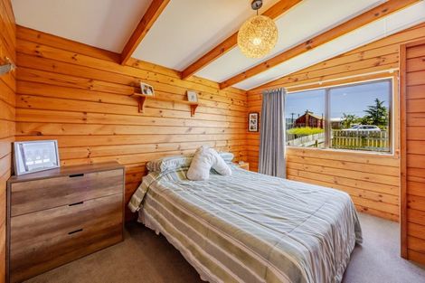 Photo of property in 33 Carruthers Street, Otane, 4202