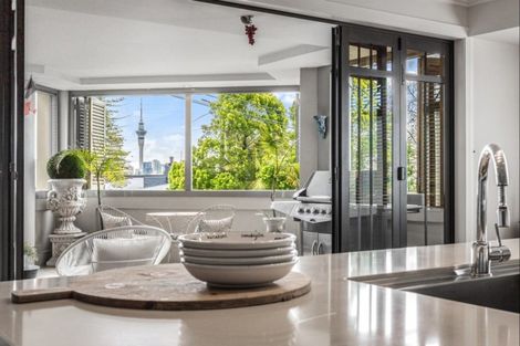 Photo of property in 2a/9 Saint Georges Bay Road, Parnell, Auckland, 1052