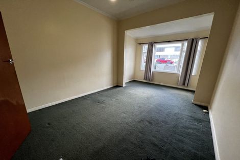 Photo of property in 218 Clyde Street, Island Bay, Wellington, 6023