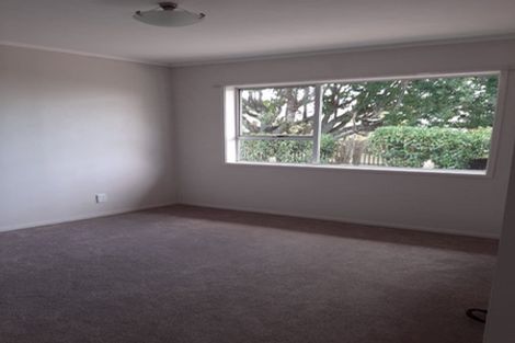 Photo of property in 2/127 Portage Road, New Lynn, Auckland, 0600