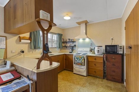 Photo of property in 81 Norfolk Crescent, Otaki Beach, Otaki, 5512