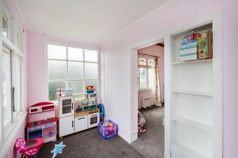 Photo of property in 11 East Street, Feilding, 4702