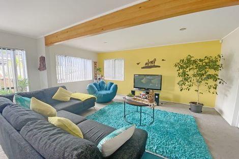 Photo of property in 1/9 Barcroft Place, Clendon Park, Auckland, 2103