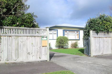 Photo of property in 32 Matamau Street, Palmerston North, 4414