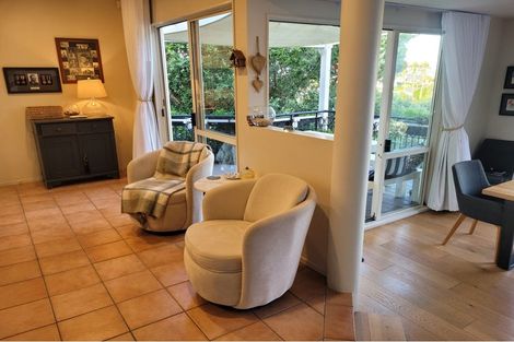 Photo of property in 2/11a Prospect Terrace, Milford, Auckland, 0620