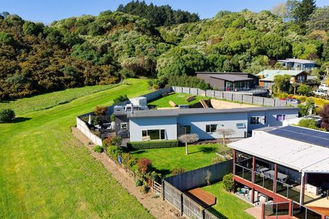 Photo of property in 61 Kotuku Road, South Bay, Kaikoura, 7300