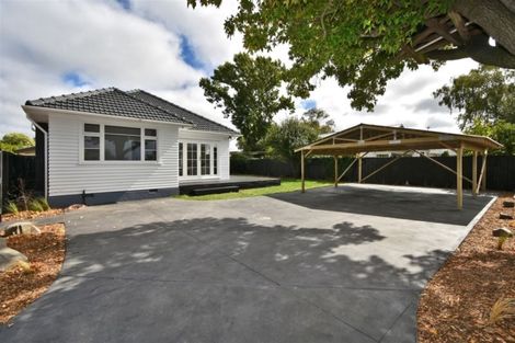 Photo of property in 219a Main North Road, Redwood, Christchurch, 8051