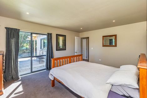 Photo of property in 523 Arapaepae Road, Ohau, Levin, 5570