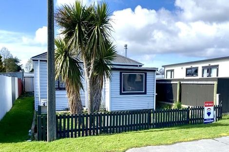 Photo of property in 4 Clifford Street, Clinton, 9534