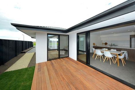 Photo of property in 55 Westpark Boulevard, Rangiora, 7400