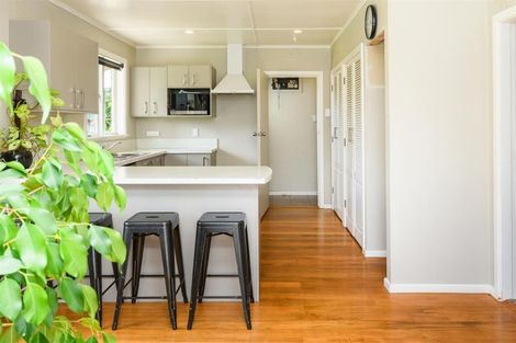 Photo of property in 21 Calico Line, Marton, 4710