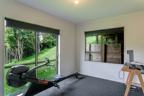 Photo of property in 17 Nalanda Crescent, Broadmeadows, Wellington, 6035