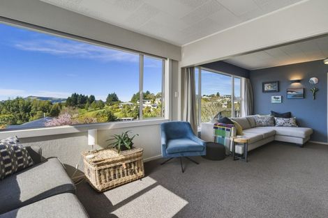 Photo of property in 25 Pioneer Crescent, Helensburgh, Dunedin, 9010