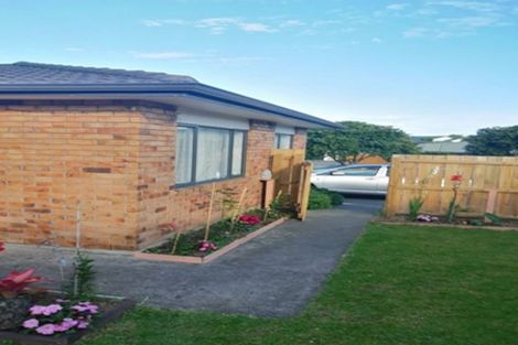 Photo of property in 33 Bellville Drive, Clendon Park, Auckland, 2103