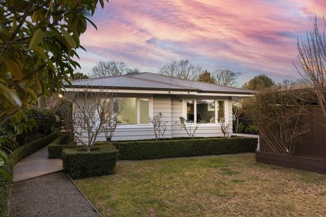 Photo of property in 39 Manor Place, Bryndwr, Christchurch, 8053