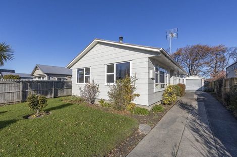 Photo of property in 28 Warrington Street, Mairehau, Christchurch, 8013
