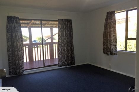 Photo of property in 92 Tremewan Street, Tawa, Wellington, 5028
