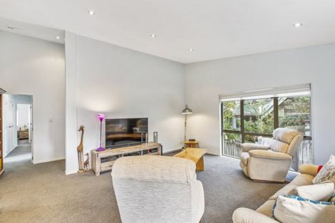 Photo of property in 5a Collingwood Road, Waiuku, 2123