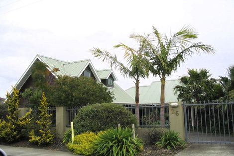 Photo of property in 26 Rangikapiti Road, Coopers Beach, 0420