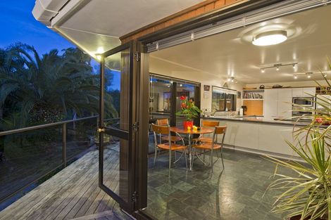 Photo of property in 15a Kent Road, Regent, Whangarei, 0112