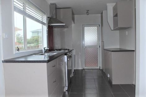 Photo of property in 2/10 Rewa Street, New Lynn, Auckland, 0600