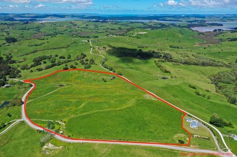 Photo of property in 156 Marohemo Road, Maungaturoto, 0583