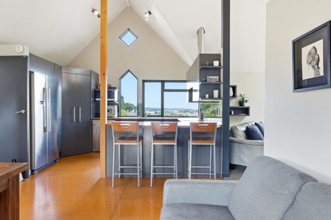 Photo of property in 8 Wairere Road, Bastia Hill, Whanganui, 4500