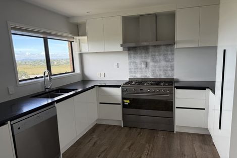 Photo of property in 19 Renoir Street, West Harbour, Auckland, 0618