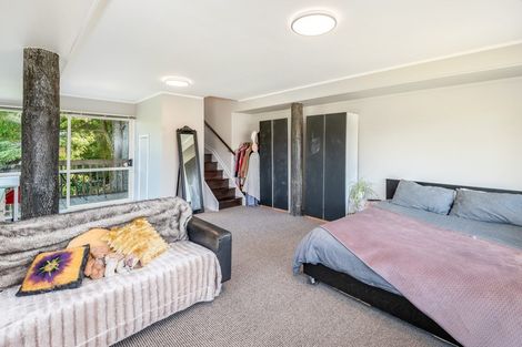 Photo of property in 21a Page Point, Mellons Bay, Auckland, 2014