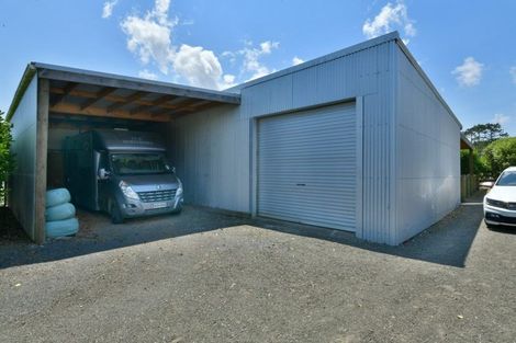 Photo of property in 639 Peak Road, Helensville, 0875