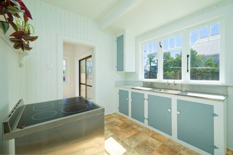 Photo of property in 14 Beach Road, Kaikoura, 7300