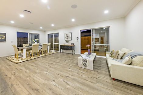 Photo of property in 20 Rauaruhe Road, Karaka, Papakura, 2113