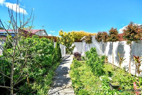 Photo of property in 5 Heathberry Close, Papatoetoe, Auckland, 2025