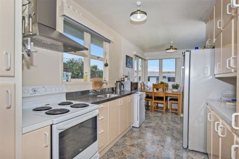Photo of property in 13 Ross Street, Onerahi, Whangarei, 0110