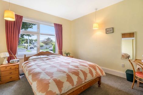 Photo of property in 15 Cleveland Street, Edgeware, Christchurch, 8013