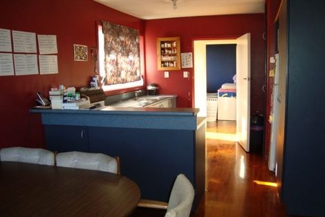 Photo of property in 16 Kathleen Crescent, Hornby, Christchurch, 8042