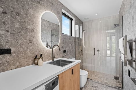 Photo of property in 10 Taurus Lane, Jacks Point, 9371