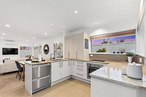 Photo of property in 1/21 Jutland Road, Hauraki, Auckland, 0622