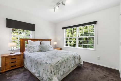 Photo of property in 80 Park Hill Road, Birkenhead, Auckland, 0626